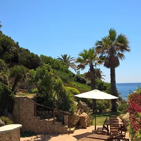 Villa + Pool On The Beach *